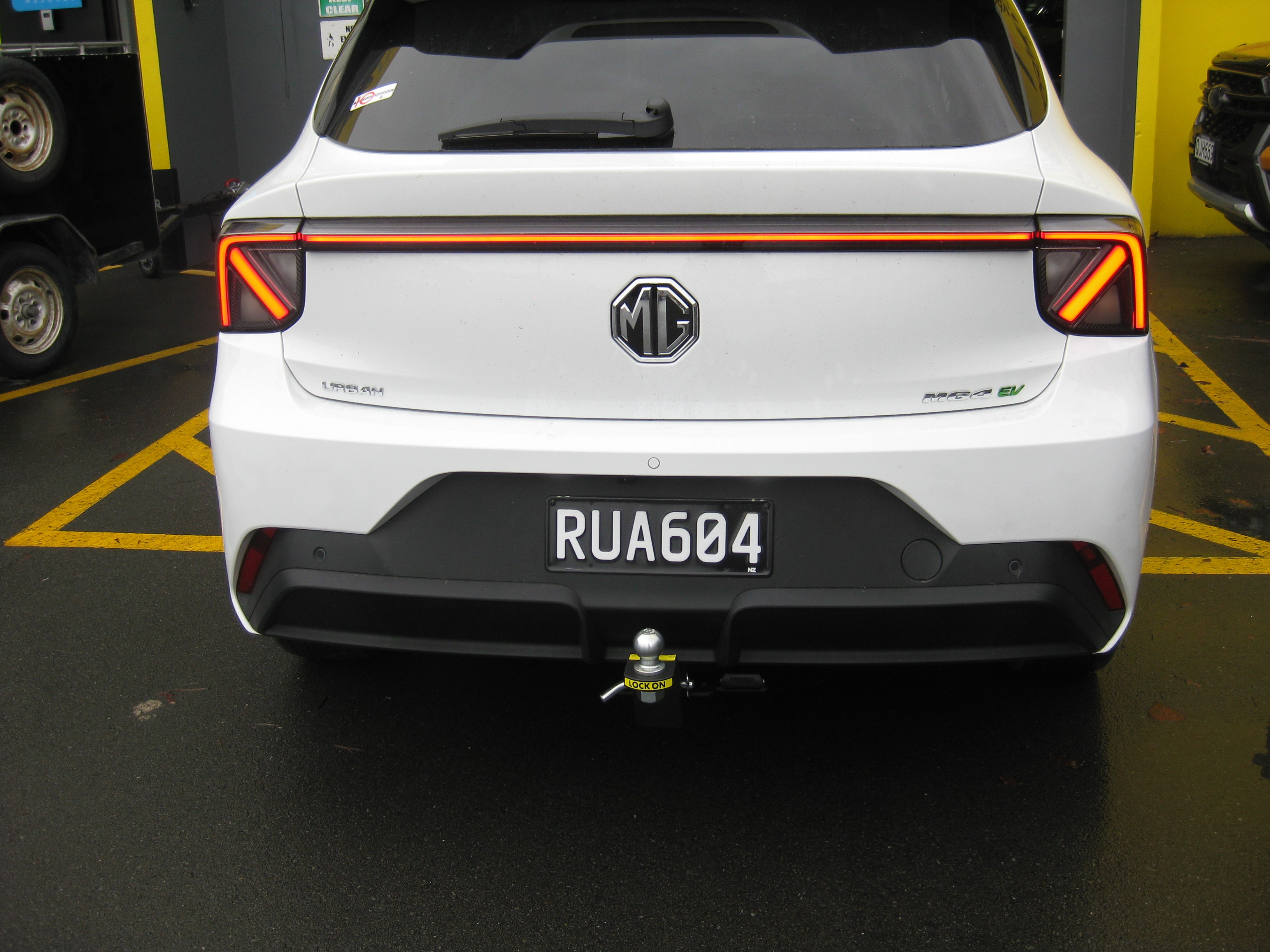 MG 4 HATCHBACK 2026-CURRENT